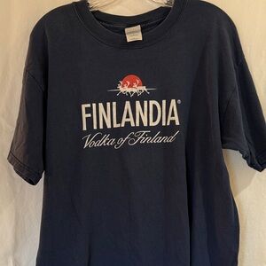 Gildan Navy Finlandia Graphic Tee